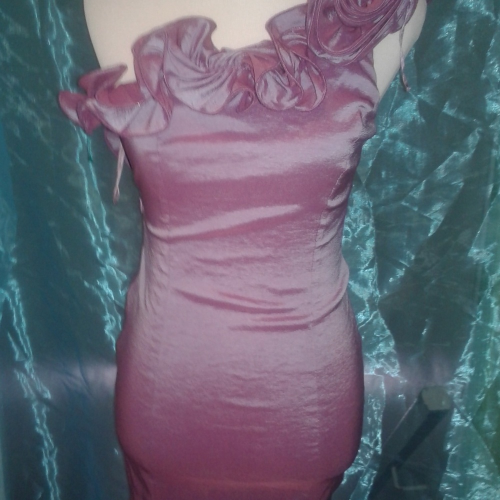 ARDEN B. Bodycon dress